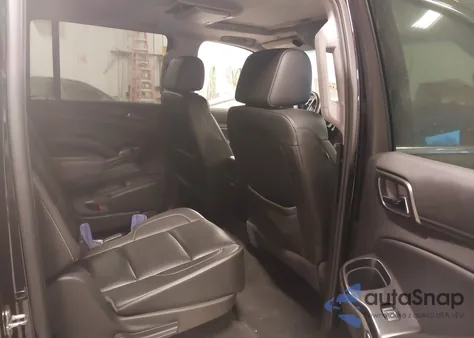 2016 Chevrolet Suburban Lt z USA, uszkodzony, nr VIN 1GNSKHKC5GR359009